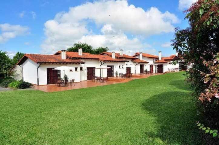Apartamento Familiar Cercano A Playa De Rodiles 7 El Olivar  Ngoại thất bức ảnh