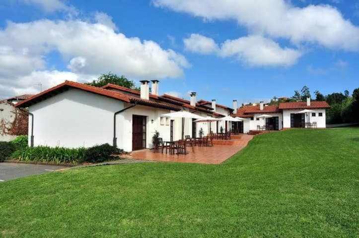 Apartamento Familiar Cercano A Playa De Rodiles 7 El Olivar  Ngoại thất bức ảnh
